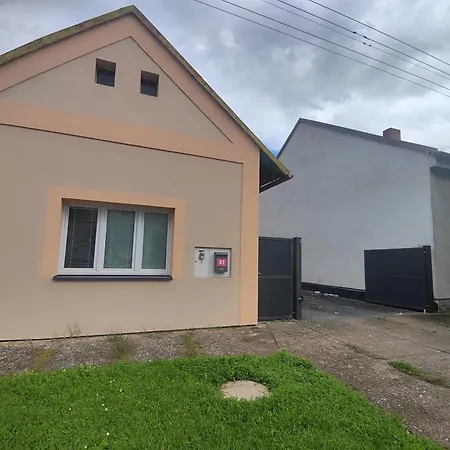 Apartmány Opolany * Opolany