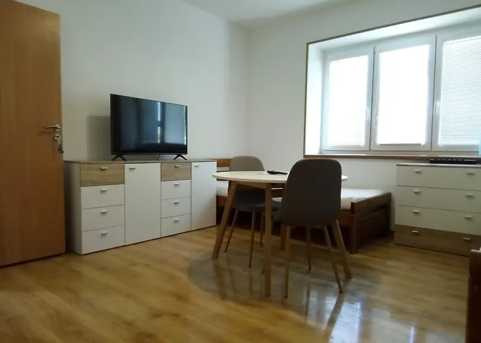 Apartmany Opolany アパート Opolany